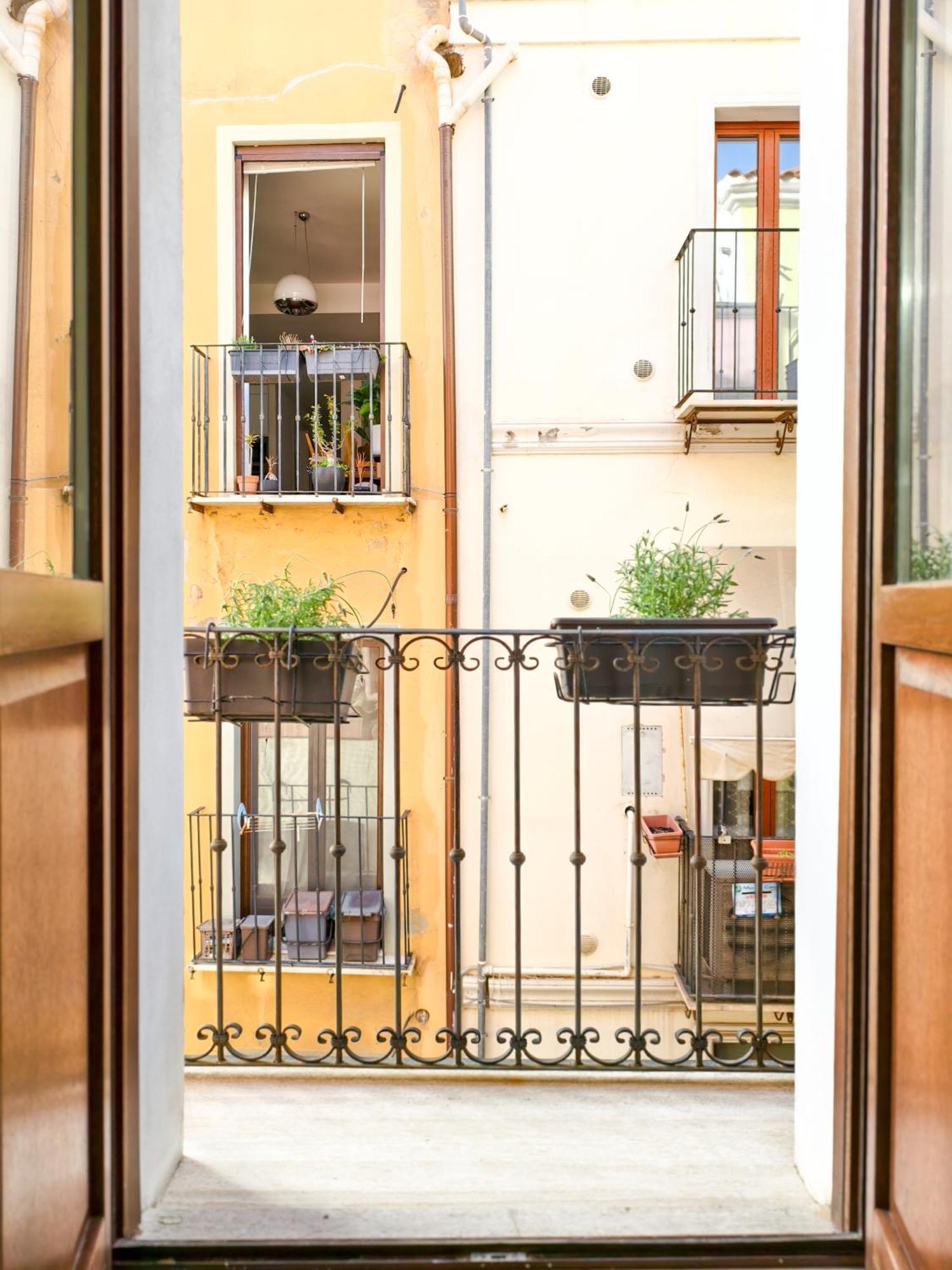 Oidu - Cagliari Suites Exterior foto